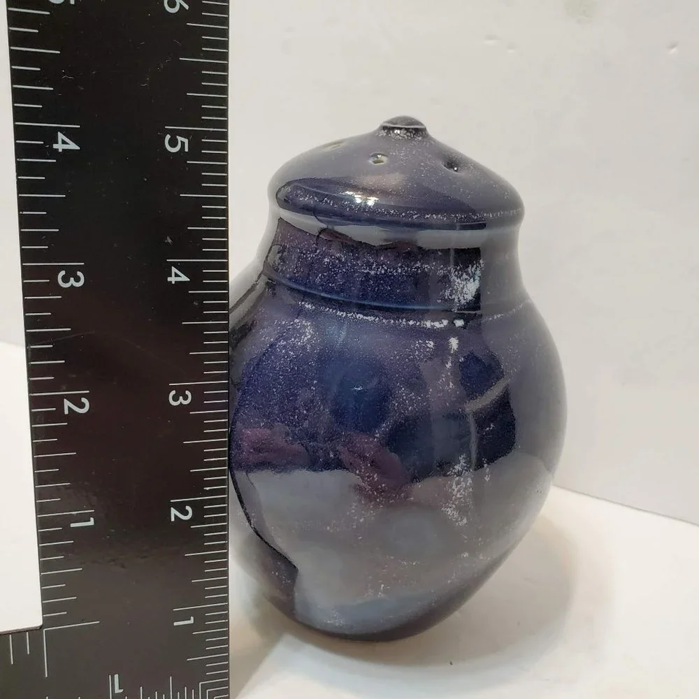 Laconia NH Studio Art Pottery Mike Verhoeks Glossy Blue Purple Glaze Shaker Pot